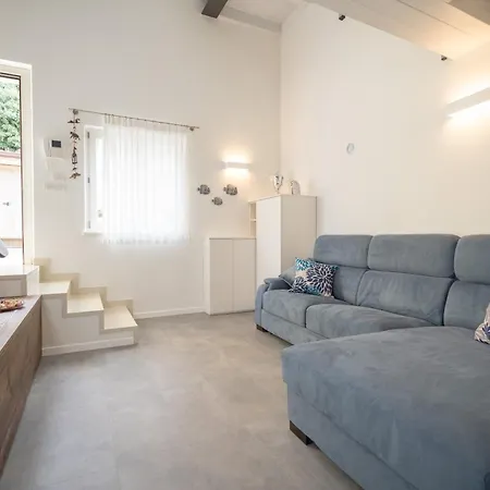 Apartament Sunrise Beth's House Brenzone sul Garda
