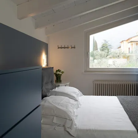 Apartament Sunrise Beth's House Brenzone sul Garda