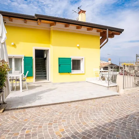 Sunrise Beth's House شقة برنزوني سول جاردا